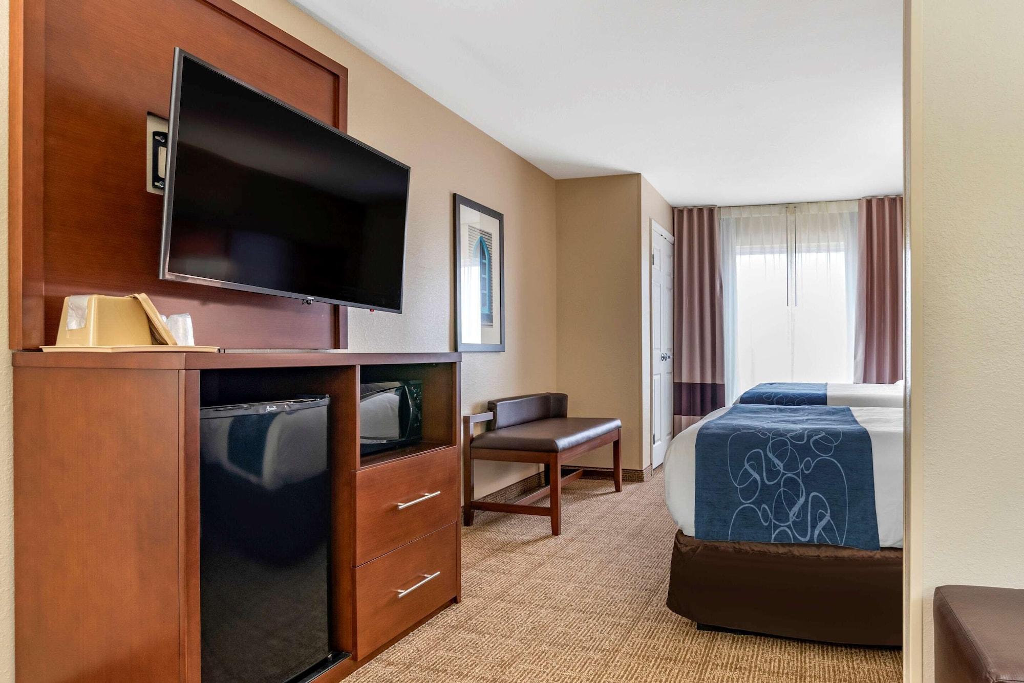 Comfort Suites Niceville Near Eglin Air Force Base Exterior photo